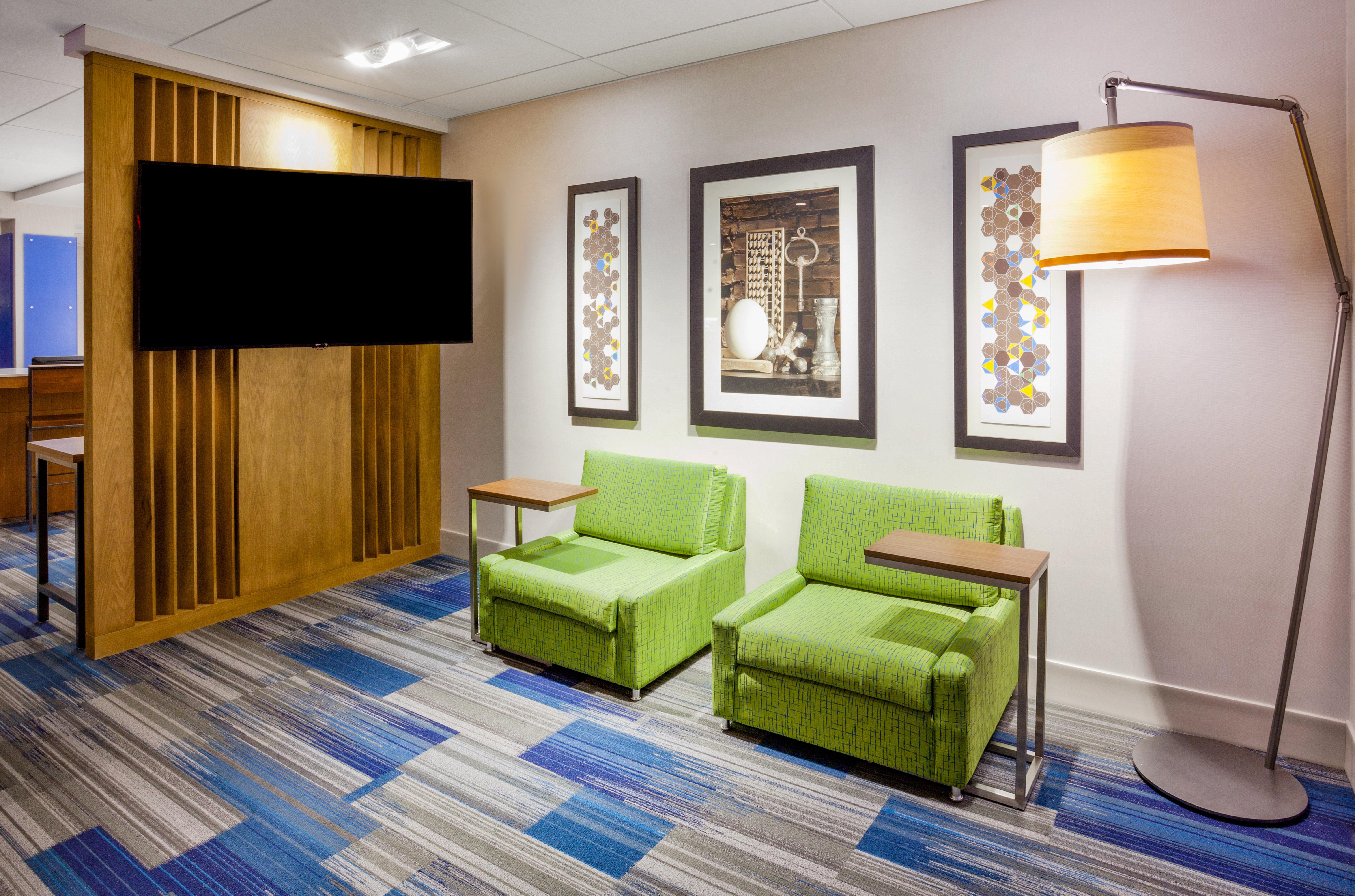 Holiday Inn Express And Suites Des Moines Downtown By Ihg Dış mekan fotoğraf
