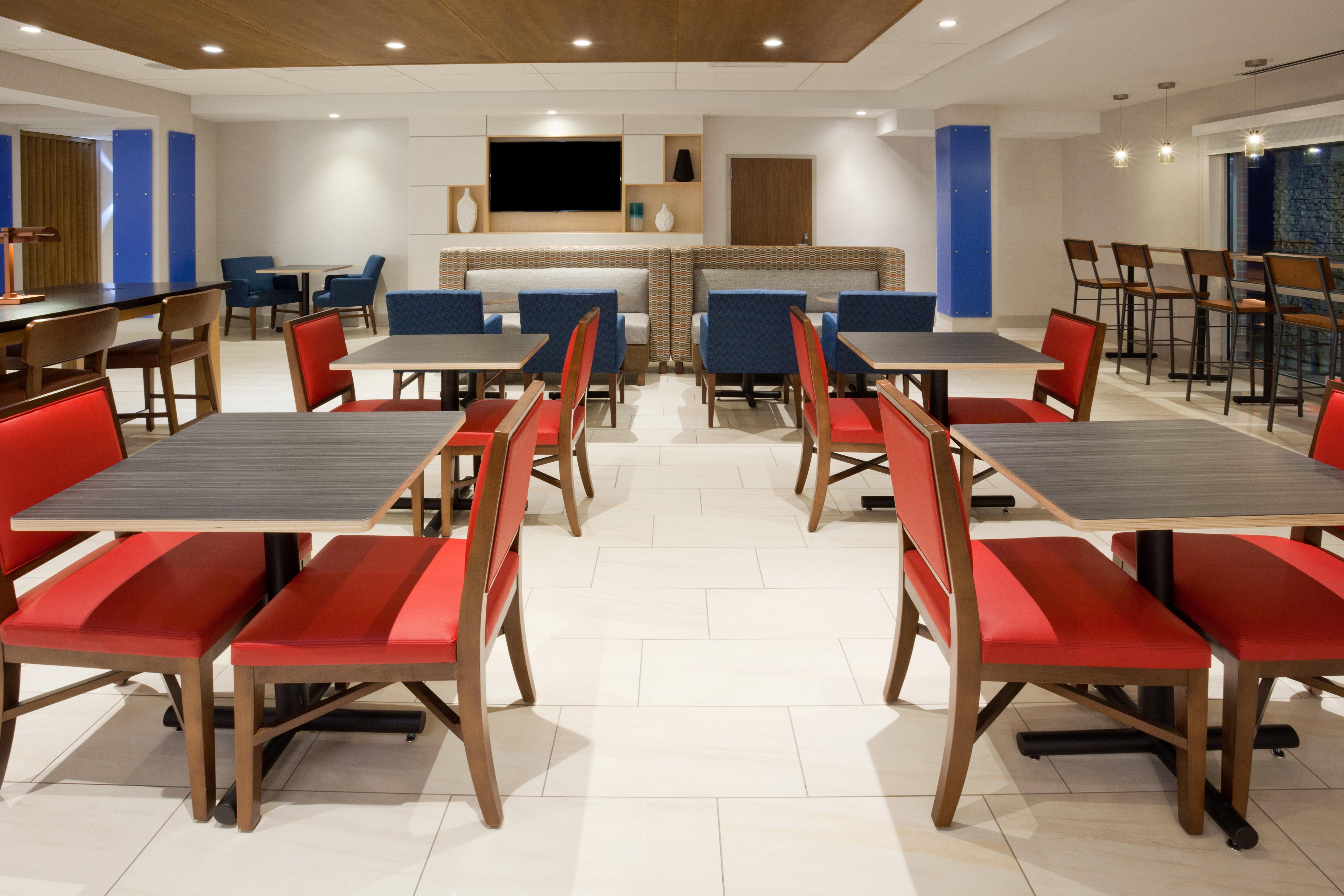 Holiday Inn Express And Suites Des Moines Downtown By Ihg Dış mekan fotoğraf