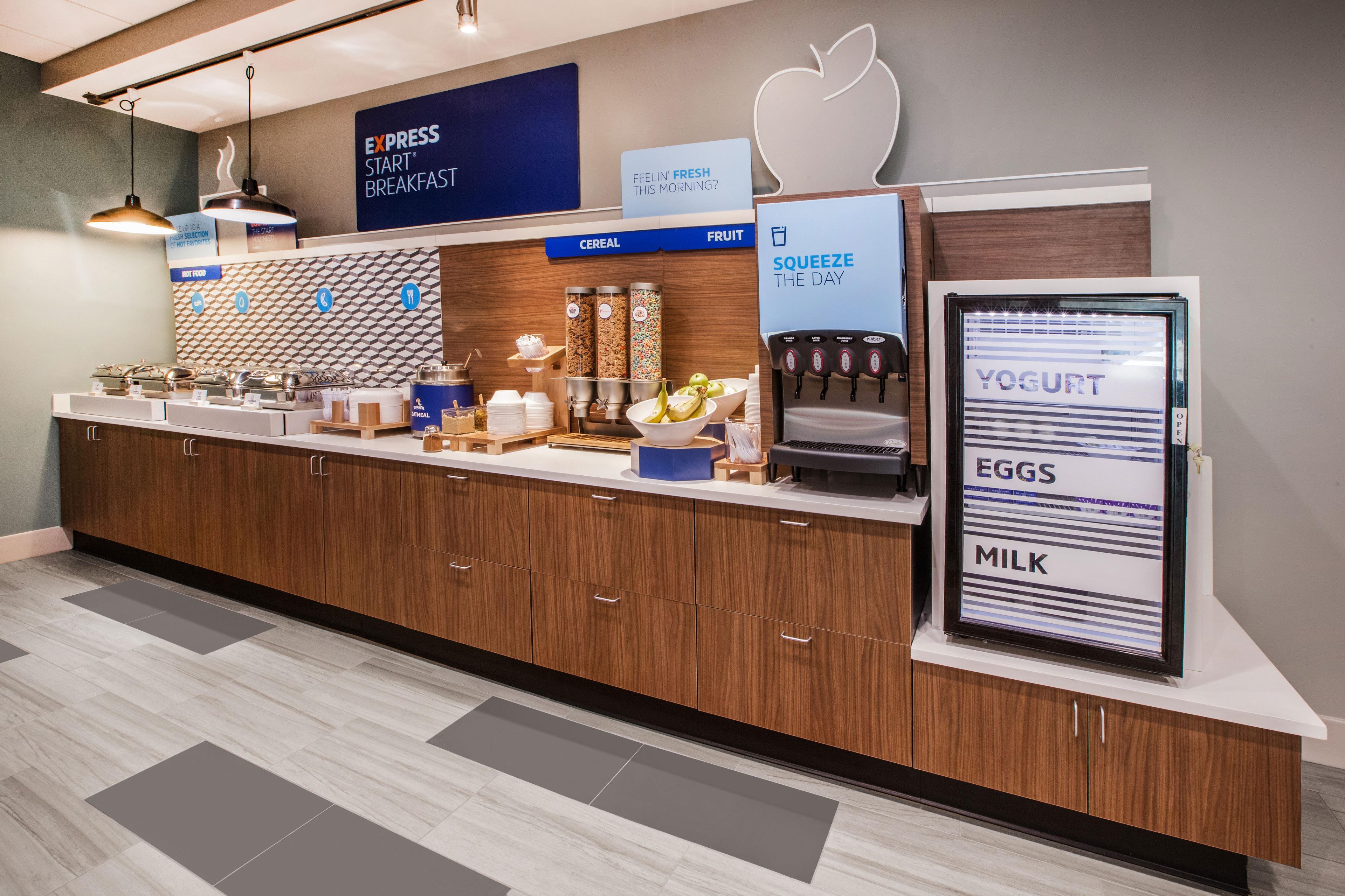Holiday Inn Express And Suites Des Moines Downtown By Ihg Dış mekan fotoğraf